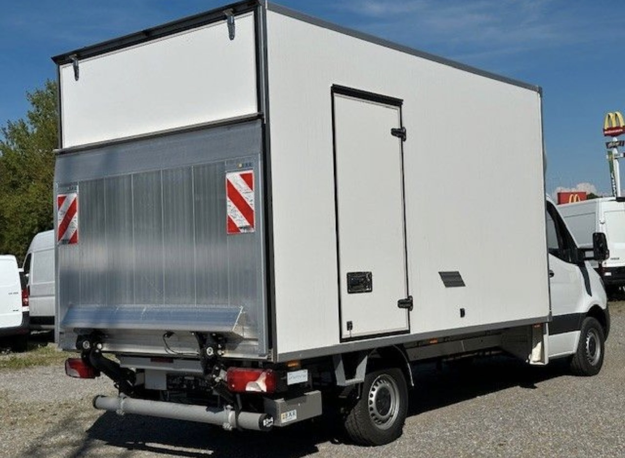 MERCEDES-BENZ Sprinter 317 CDI - بصندوق مغلق شاحنة: صور 5 MERCEDES-BENZ Sprinter 317 CDI - بصندوق مغلق شاحنة: صور 5
