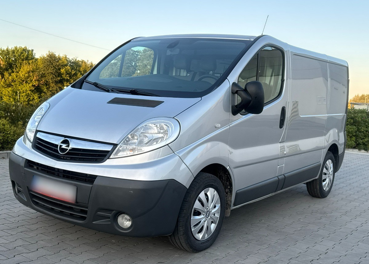 Opel Vivaro 2.0 DCI 115KM 2014 Rok Klimatyzacja Nawigacja BEZWYPADKOWY - فان: صور 1 Opel Vivaro 2.0 DCI 115KM 2014 Rok Klimatyzacja Nawigacja BEZWYPADKOWY - فان: صور 1