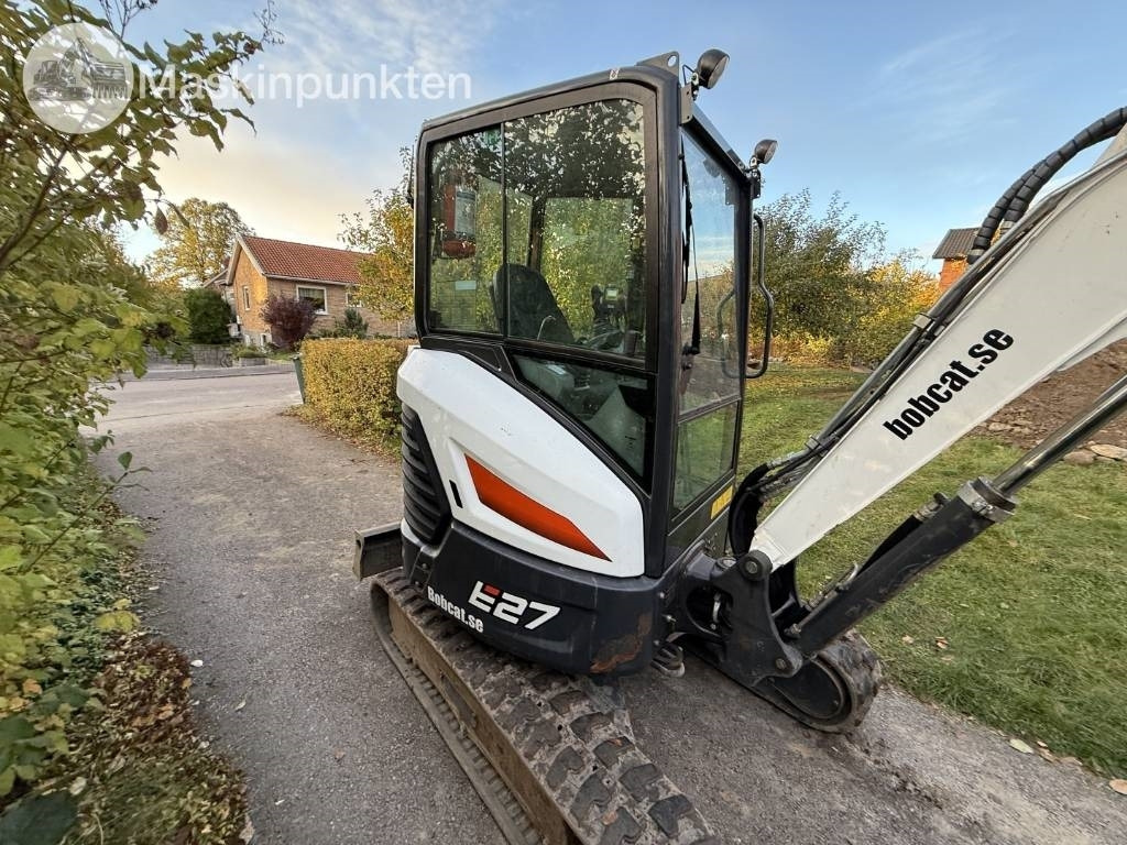 Bobcat E 27 + Släp - حفارة مصغرة: صور 4 Bobcat E 27 + Släp - حفارة مصغرة: صور 4
