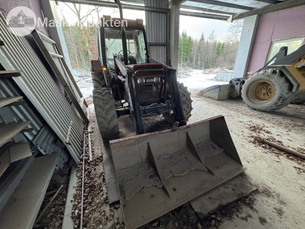 Case INT 844 XL traktor med frontlastare - جرار: صور 4 Case INT 844 XL traktor med frontlastare - جرار: صور 4