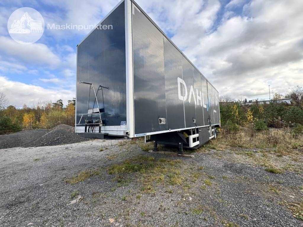 HFR 1 axlad semitrailer med truck! - بصندوق مغلق نصف مقطورة: صور 2 HFR 1 axlad semitrailer med truck! - بصندوق مغلق نصف مقطورة: صور 2