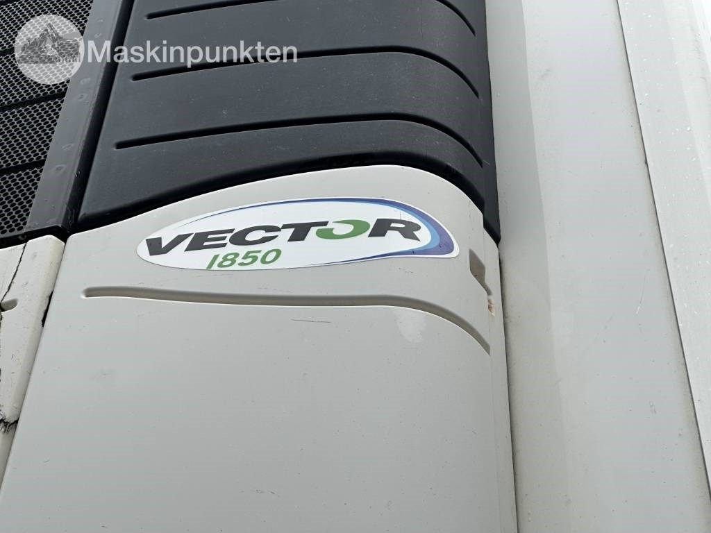 بصندوق مغلق مقطورة HFR PF 36: صور 42 بصندوق مغلق مقطورة HFR PF 36: صور 42