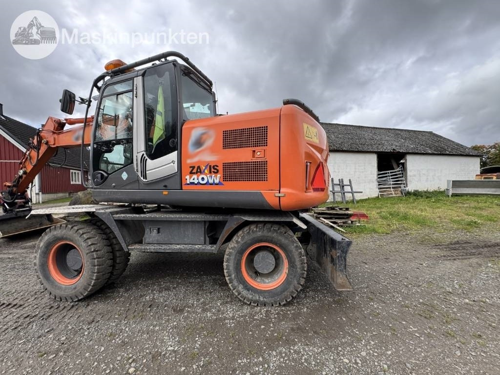 Hitachi ZX 140 W-3 - حفارة على عجلات: صور 2 Hitachi ZX 140 W-3 - حفارة على عجلات: صور 2