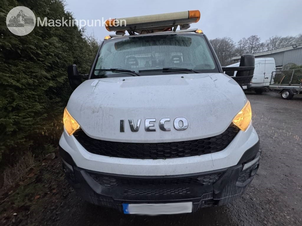 Iveco Daily 70C17H med Fassi F40 kran - شاحنة كرين: صور 5 Iveco Daily 70C17H med Fassi F40 kran - شاحنة كرين: صور 5