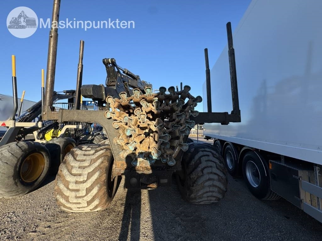 John Deere 1510 E - شاحنات نقل الأخشاب في الغابات: صور 3 John Deere 1510 E - شاحنات نقل الأخشاب في الغابات: صور 3