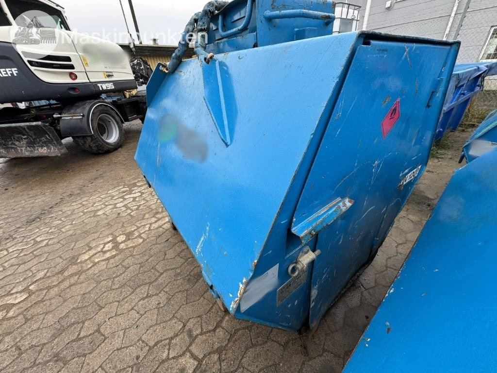 Komatsu PC 210 LC-11E0 - حفارات زحافة: صور 5 Komatsu PC 210 LC-11E0 - حفارات زحافة: صور 5