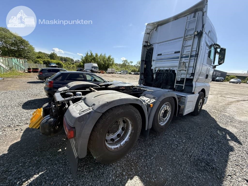 MAN TGX 26.500 Puscher - شاحنة جرار: صور 5 MAN TGX 26.500 Puscher - شاحنة جرار: صور 5