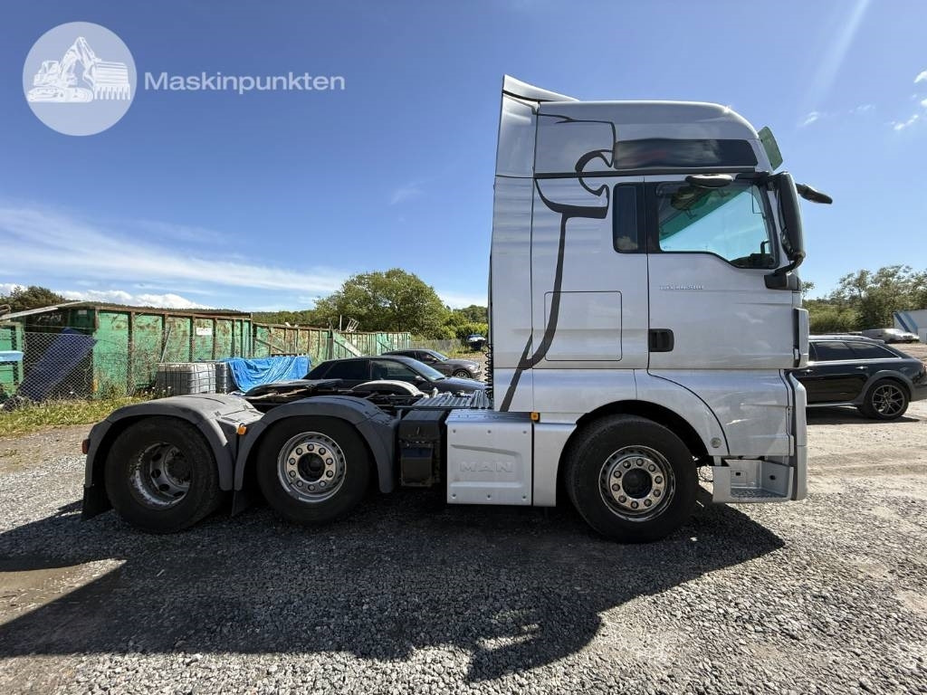 MAN TGX 26.500 Pusher - شاحنة جرار: صور 4 MAN TGX 26.500 Pusher - شاحنة جرار: صور 4
