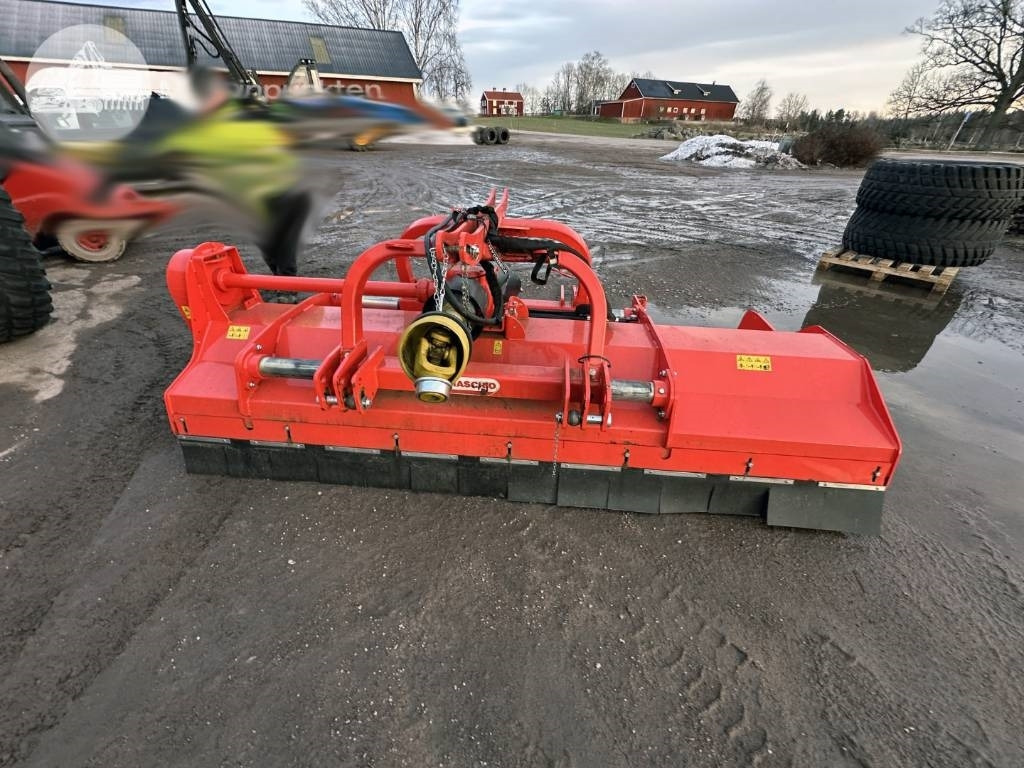 Maschio Buffalo 300 - التقطيع جزازة/ ماكينات قطع الحشائش: صور 1 Maschio Buffalo 300 - التقطيع جزازة/ ماكينات قطع الحشائش: صور 1