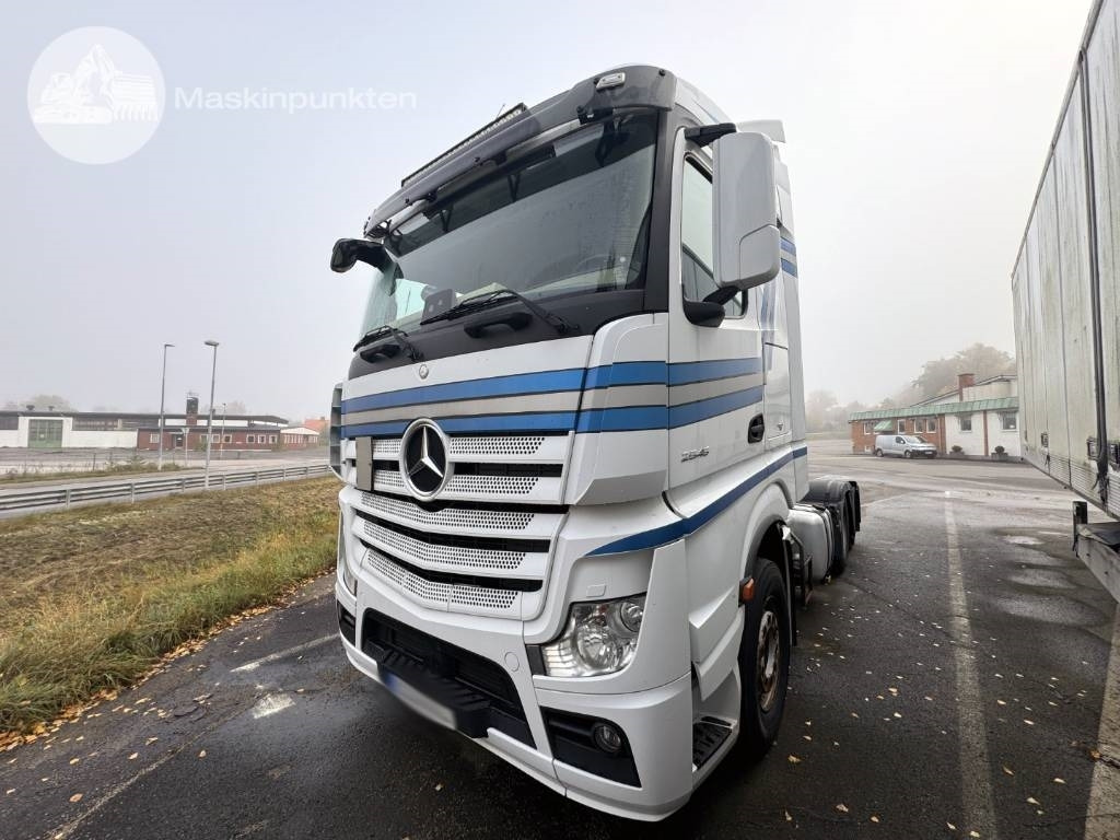 Mercedes-Benz Actros 2545 - شاحنة جرار: صور 2 Mercedes-Benz Actros 2545 - شاحنة جرار: صور 2