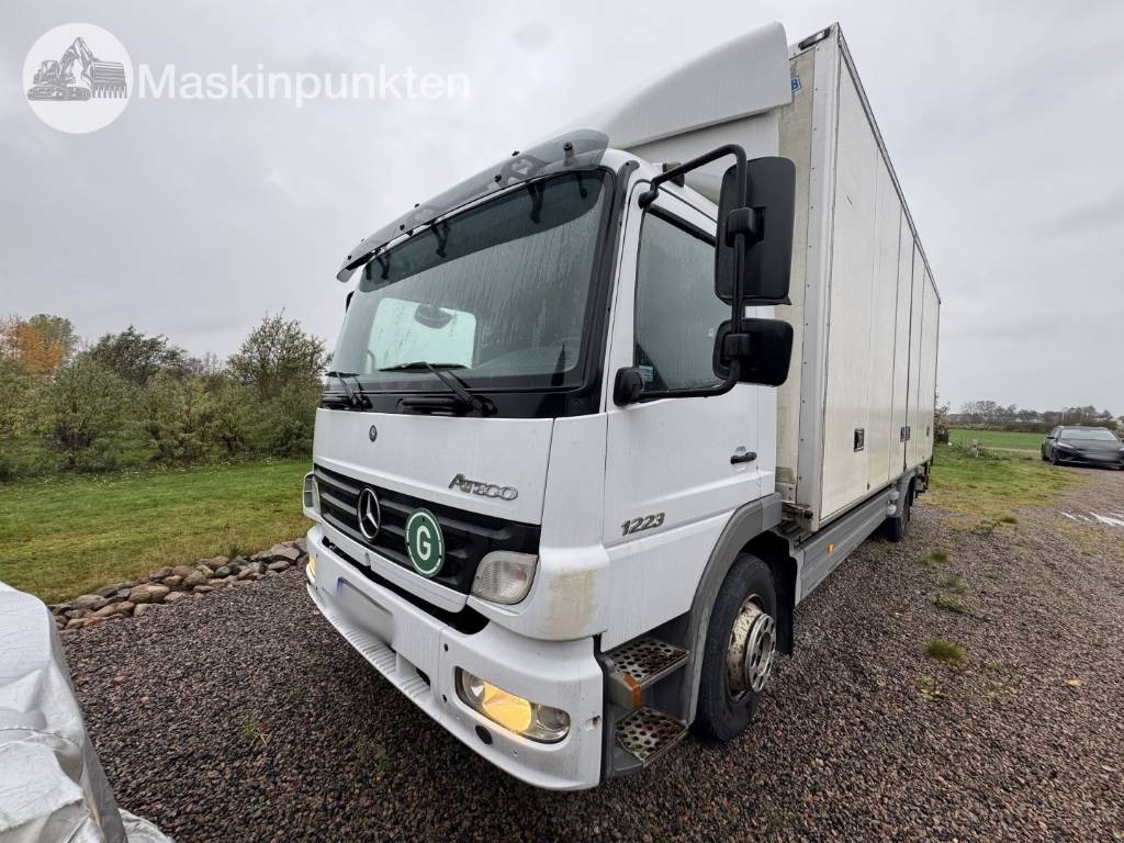 Mercedes-Benz Atego 1223 - بصندوق مغلق شاحنة: صور 1 Mercedes-Benz Atego 1223 - بصندوق مغلق شاحنة: صور 1