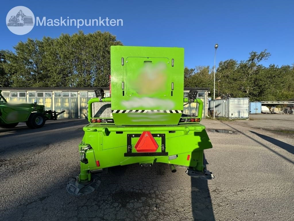 رافعة تلسكوبية Merlo Roto40.30 MCSS: صور 7 رافعة تلسكوبية Merlo Roto40.30 MCSS: صور 7