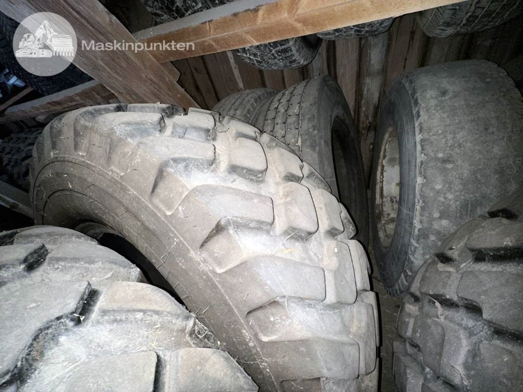 Michelin 17.5R25 Hjullastardäck - الإطارات - آلات البناء: صور 4 Michelin 17.5R25 Hjullastardäck - الإطارات - آلات البناء: صور 4