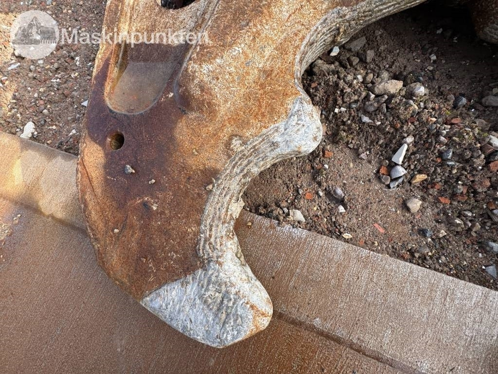 ماكينة القص الهيدروليكي NPK SV 250: صور 12