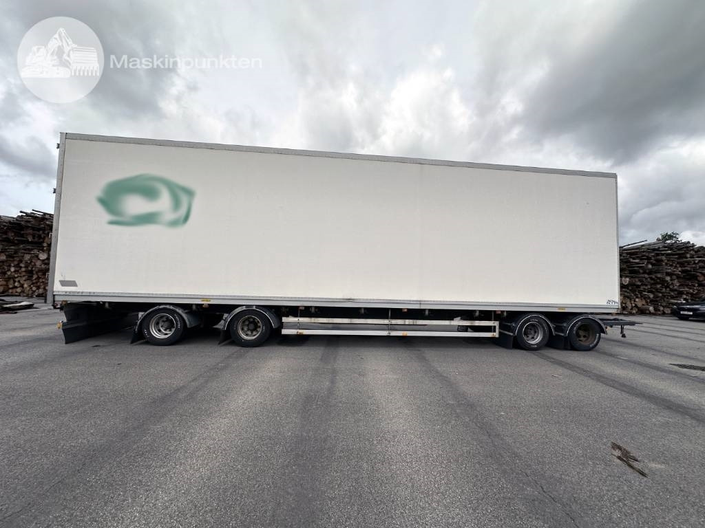 NTM UTP-39L-4 - بصندوق مغلق مقطورة: صور 4 NTM UTP-39L-4 - بصندوق مغلق مقطورة: صور 4