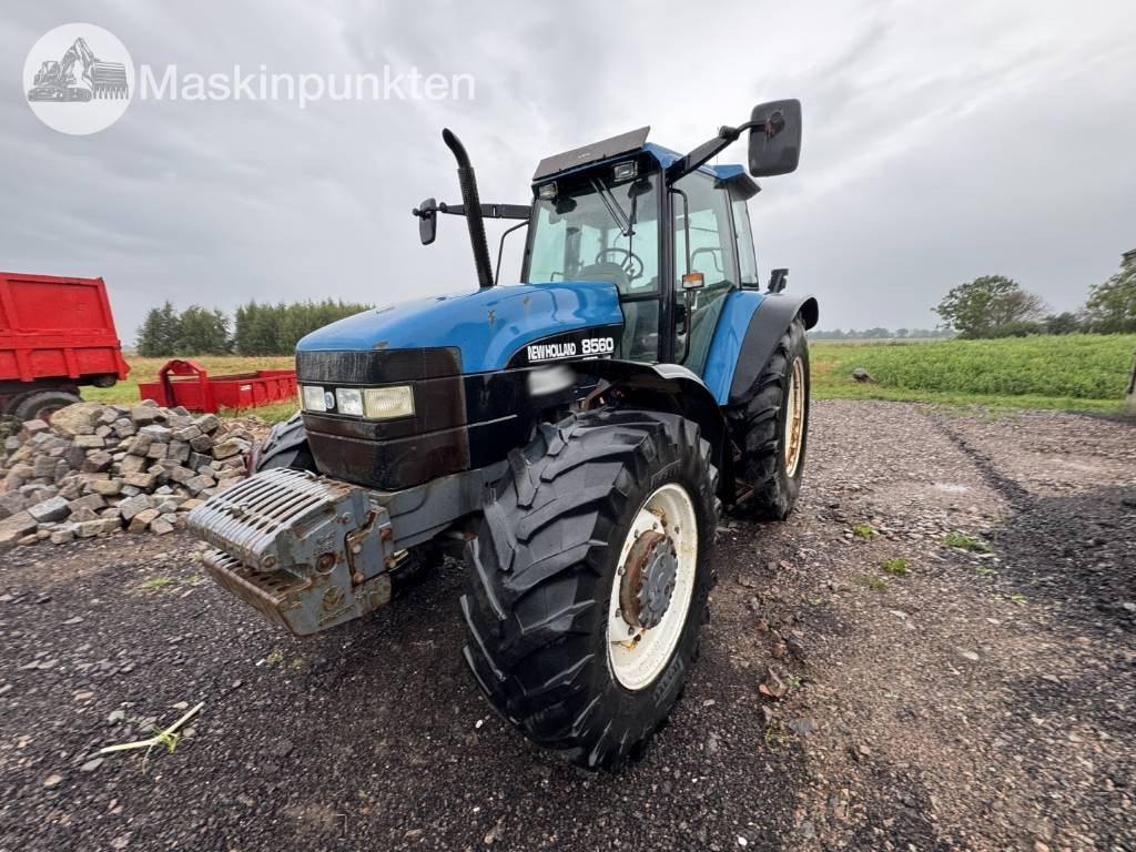 New Holland 8560 - جرار: صور 1 New Holland 8560 - جرار: صور 1