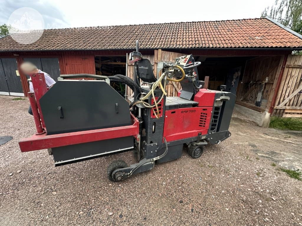 Rellock RSF 750 - خندقکن: صور 5 Rellock RSF 750 - خندقکن: صور 5