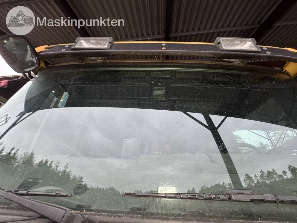 شاحنة قطع الأشجار Scania P 124 G med Timberman: صور 37