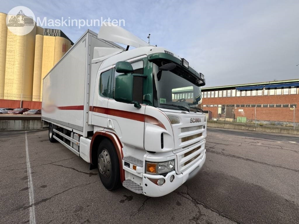 Scania P 320 - بصندوق مغلق شاحنة: صور 4 Scania P 320 - بصندوق مغلق شاحنة: صور 4