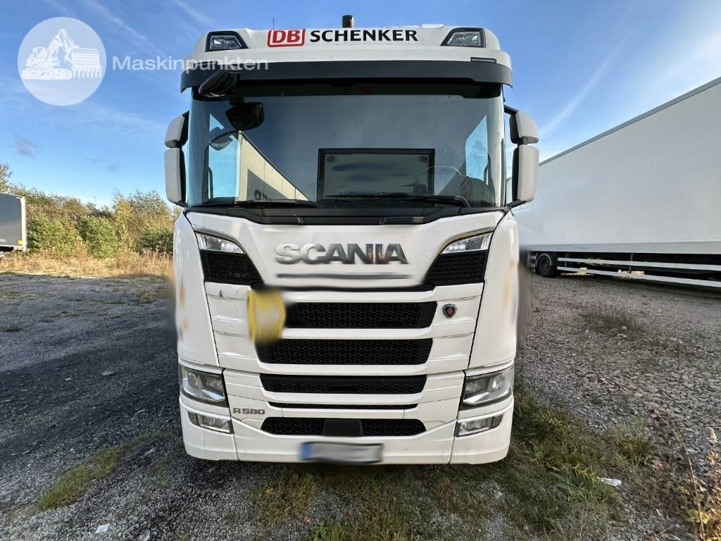 Scania R 580 - بصندوق مغلق شاحنة: صور 5 Scania R 580 - بصندوق مغلق شاحنة: صور 5