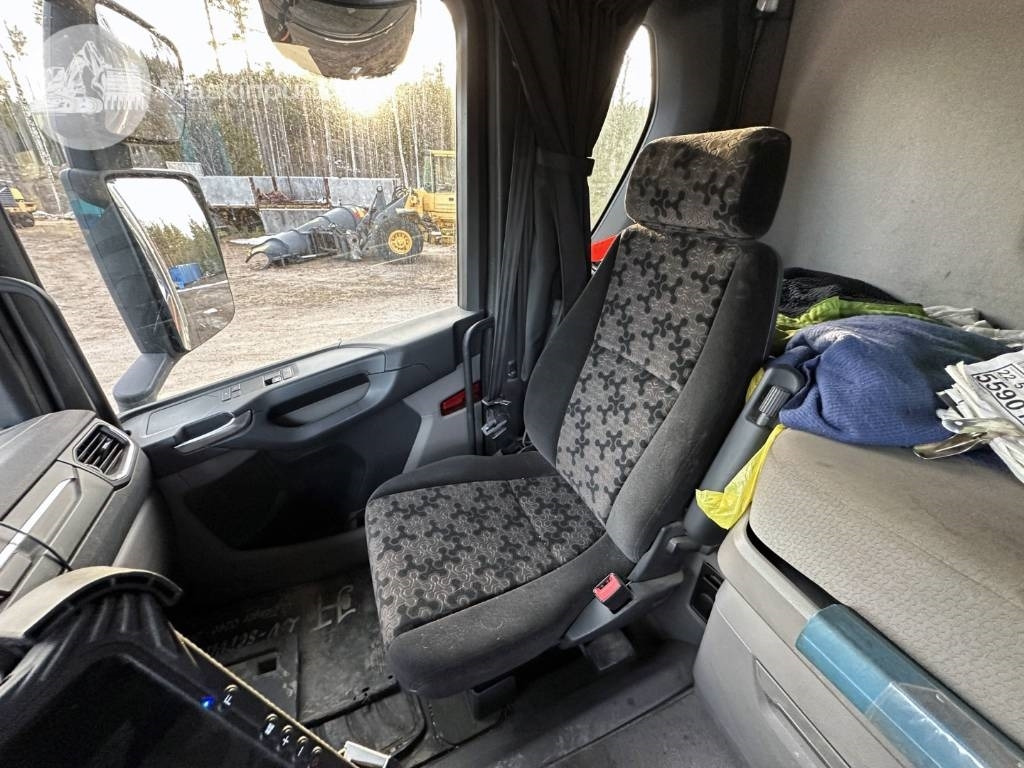 شاحنة قطع الأشجار Scania R 650 Ekipage: صور 36