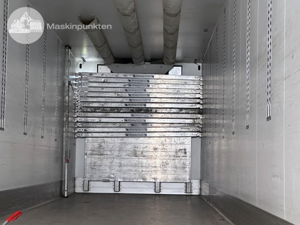 مبردة نصف مقطورة Schmitz Cargobull SKO 24: صور 39