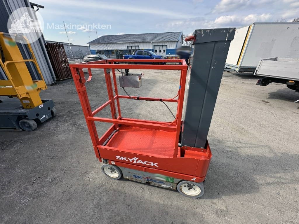 SkyJack SJ 12 - الرأسي رفع الصاري: صور 3 SkyJack SJ 12 - الرأسي رفع الصاري: صور 3