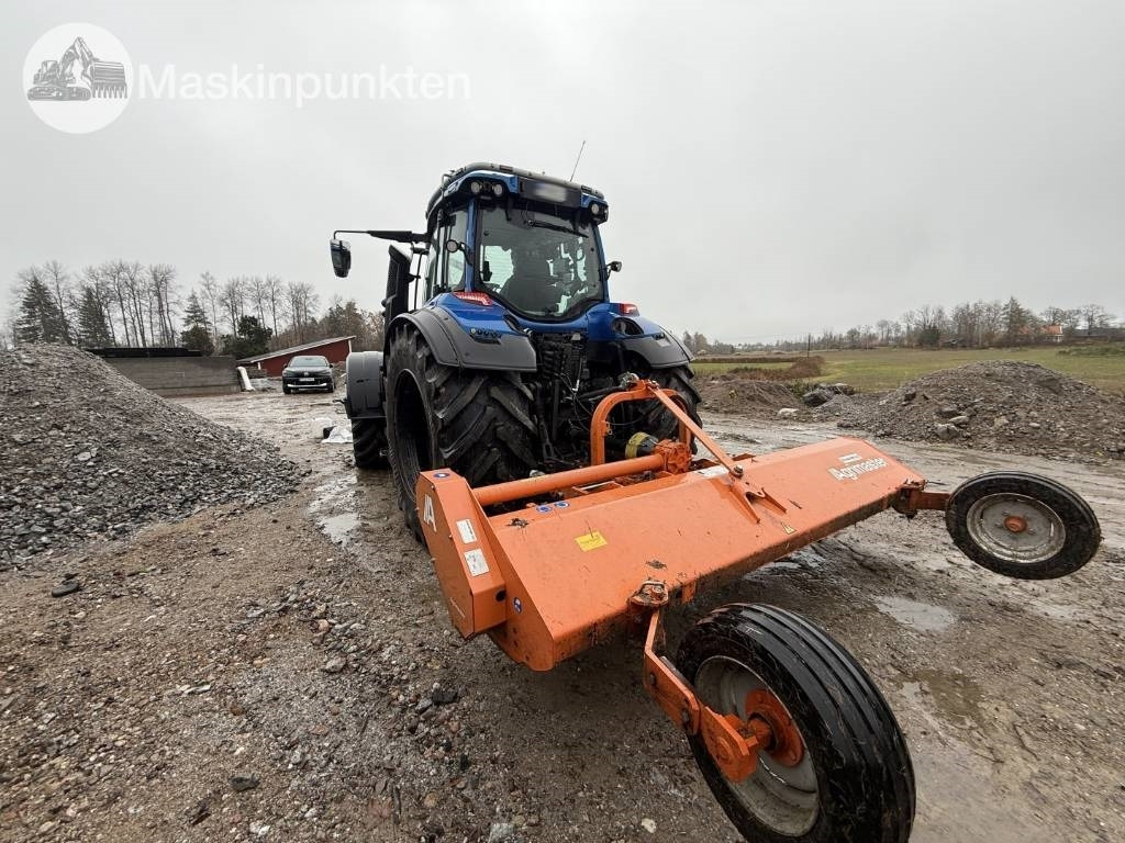 Valtra T 255 MED KRAN OCH AGGREGAT! - جرار أعمال الحراجة: صور 5 Valtra T 255 MED KRAN OCH AGGREGAT! - جرار أعمال الحراجة: صور 5