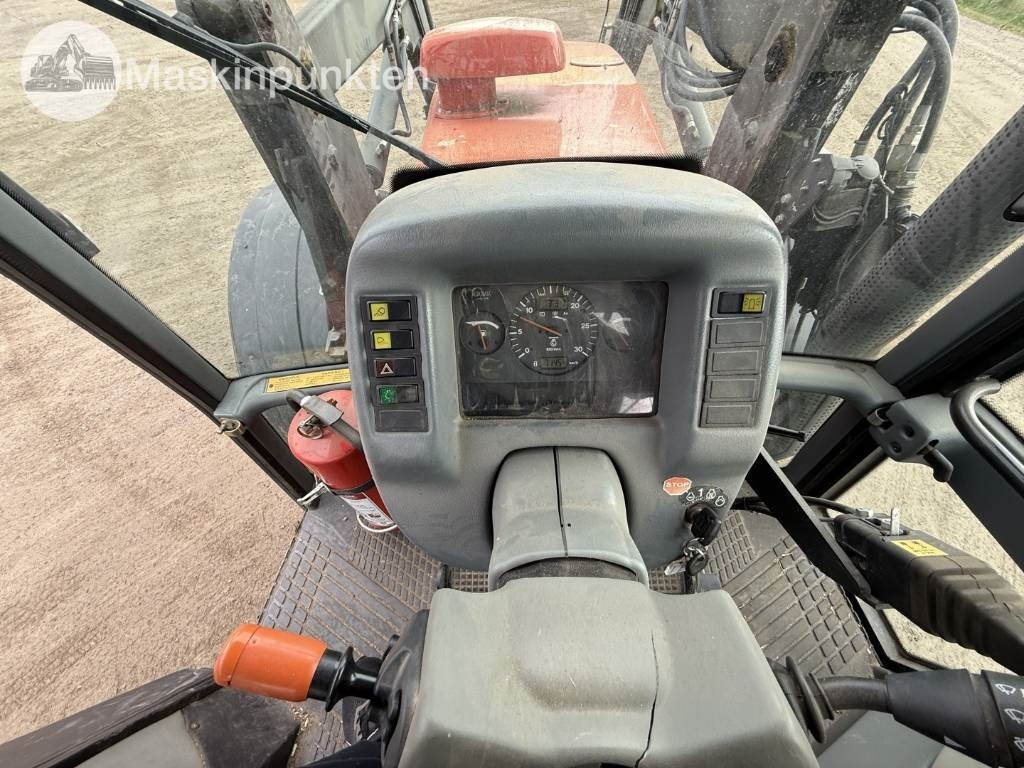 تأجير Valtra Valmet 8150-4 Valtra Valmet 8150-4: صور 12 تأجير Valtra Valmet 8150-4 Valtra Valmet 8150-4: صور 12