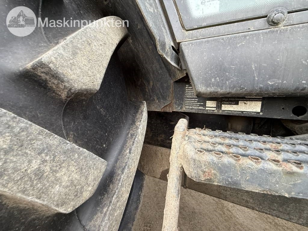 تأجير Valtra Valmet 8150-4 Valtra Valmet 8150-4: صور 33 تأجير Valtra Valmet 8150-4 Valtra Valmet 8150-4: صور 33