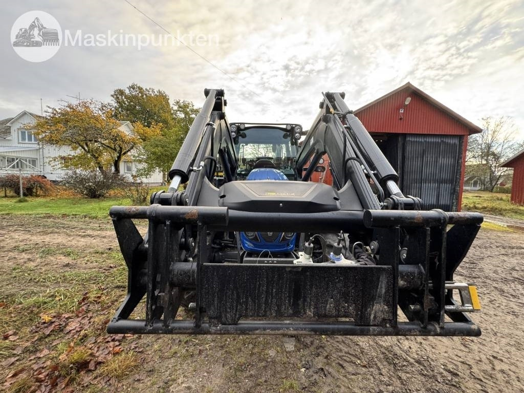 Valtra Valmet A 114 - جرار: صور 5 Valtra Valmet A 114 - جرار: صور 5