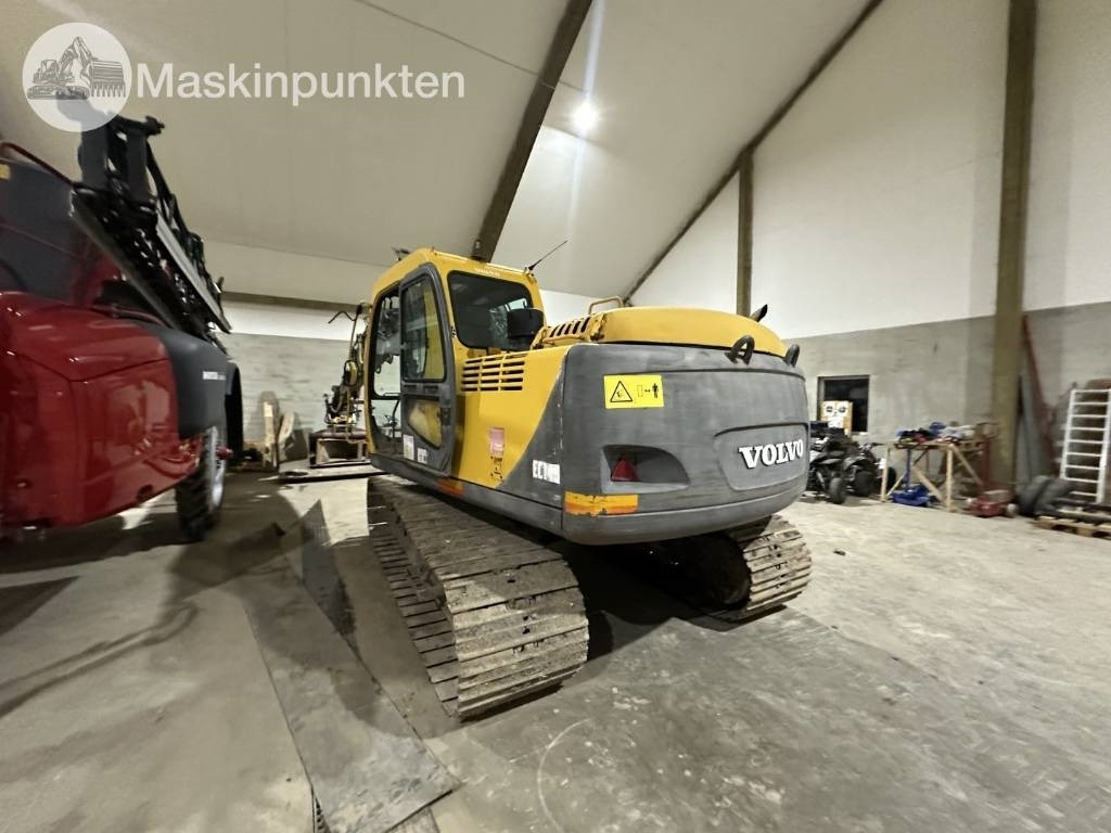 Volvo EC 140 LC - حفارات زحافة: صور 4 Volvo EC 140 LC - حفارات زحافة: صور 4