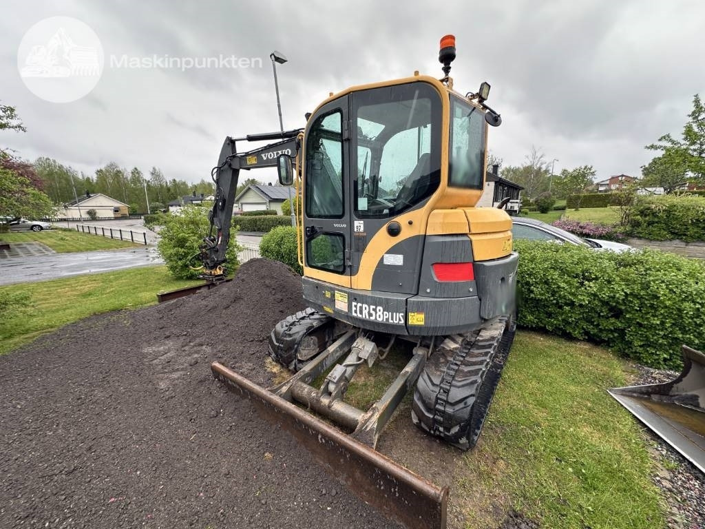 Volvo ECR 58 - حفارة مصغرة: صور 1 Volvo ECR 58 - حفارة مصغرة: صور 1