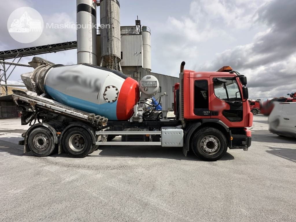 Volvo FE 320 - شاحنة خلاطة خرسانة: صور 3 Volvo FE 320 - شاحنة خلاطة خرسانة: صور 3