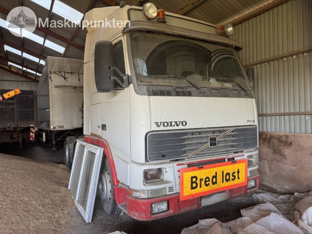 Volvo FH 12 - شاحنة جرار: صور 2 Volvo FH 12 - شاحنة جرار: صور 2