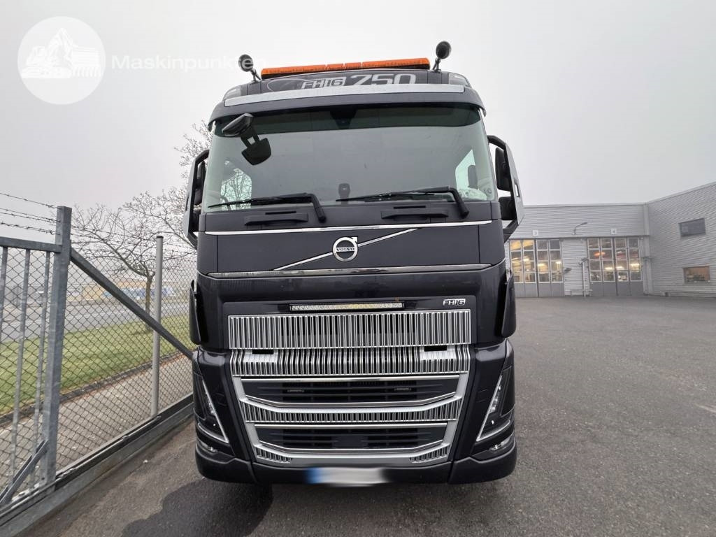 Volvo FH 16 750 - قلابات: صور 5 Volvo FH 16 750 - قلابات: صور 5