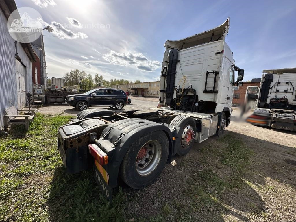 Volvo FH 440 Puscher - شاحنة جرار: صور 5 Volvo FH 440 Puscher - شاحنة جرار: صور 5