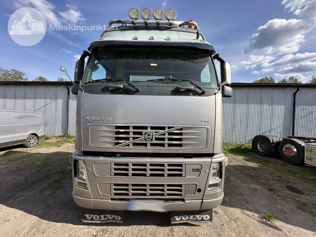 Volvo FH 480 - شاحنة جرار: صور 4 Volvo FH 480 - شاحنة جرار: صور 4