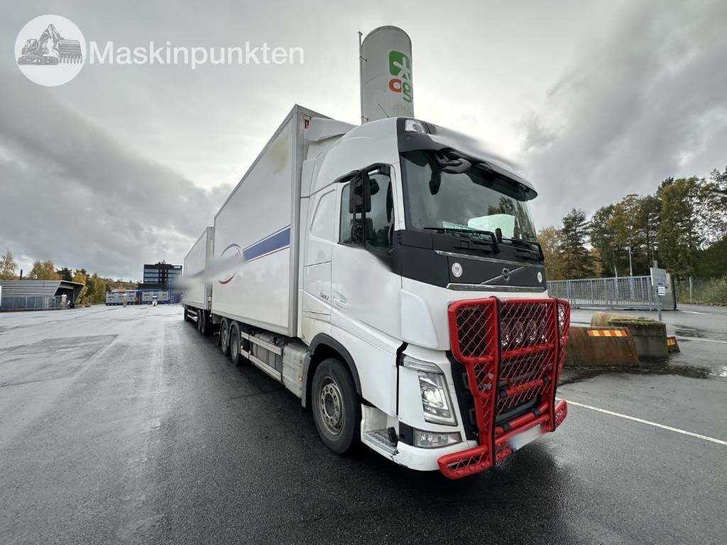 Volvo FH 500 - بصندوق مغلق شاحنة: صور 3 Volvo FH 500 - بصندوق مغلق شاحنة: صور 3