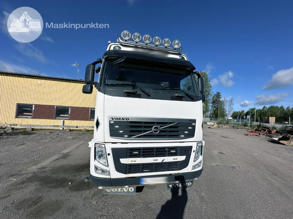 Volvo FH 500 - شاحنة ذات الخطاف: صور 2 Volvo FH 500 - شاحنة ذات الخطاف: صور 2