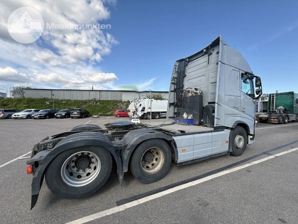 Volvo FH 540 - شاحنة جرار: صور 5 Volvo FH 540 - شاحنة جرار: صور 5