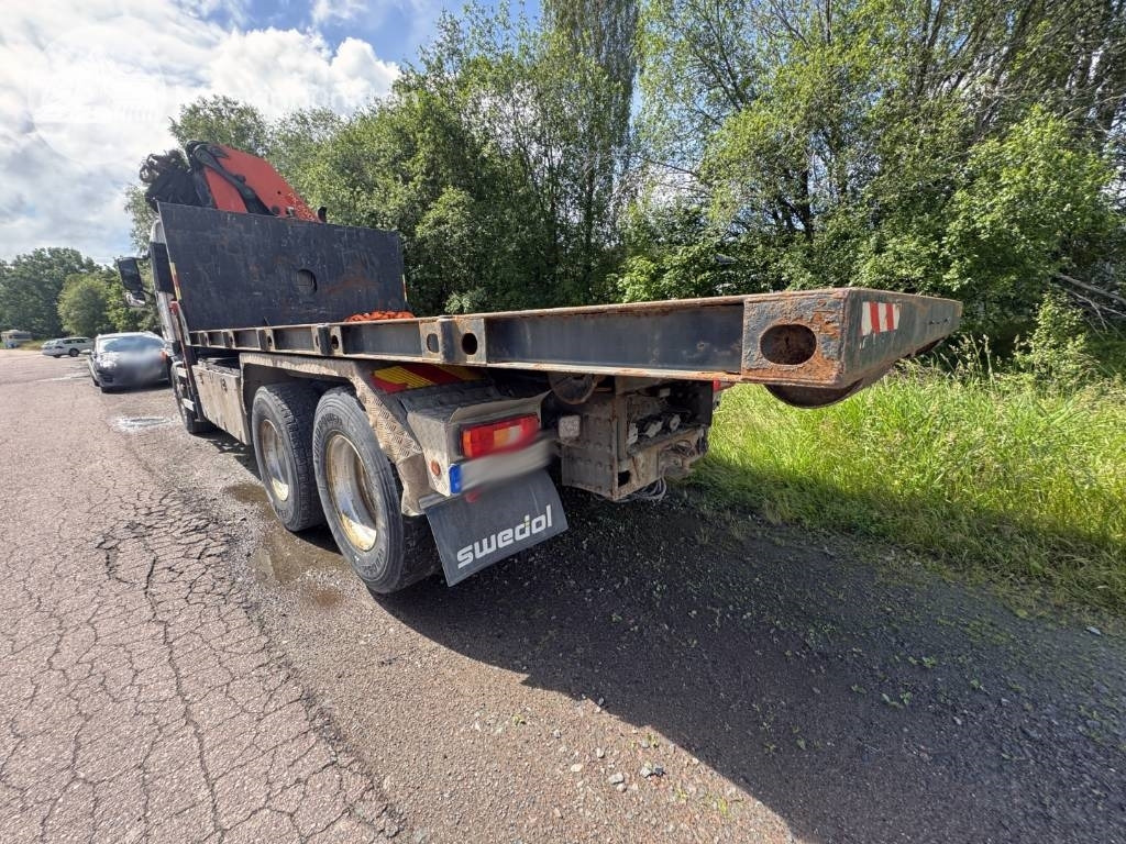 Volvo FM 12 340 Kranväxlare med flak - شاحنة كرين: صور 2 Volvo FM 12 340 Kranväxlare med flak - شاحنة كرين: صور 2