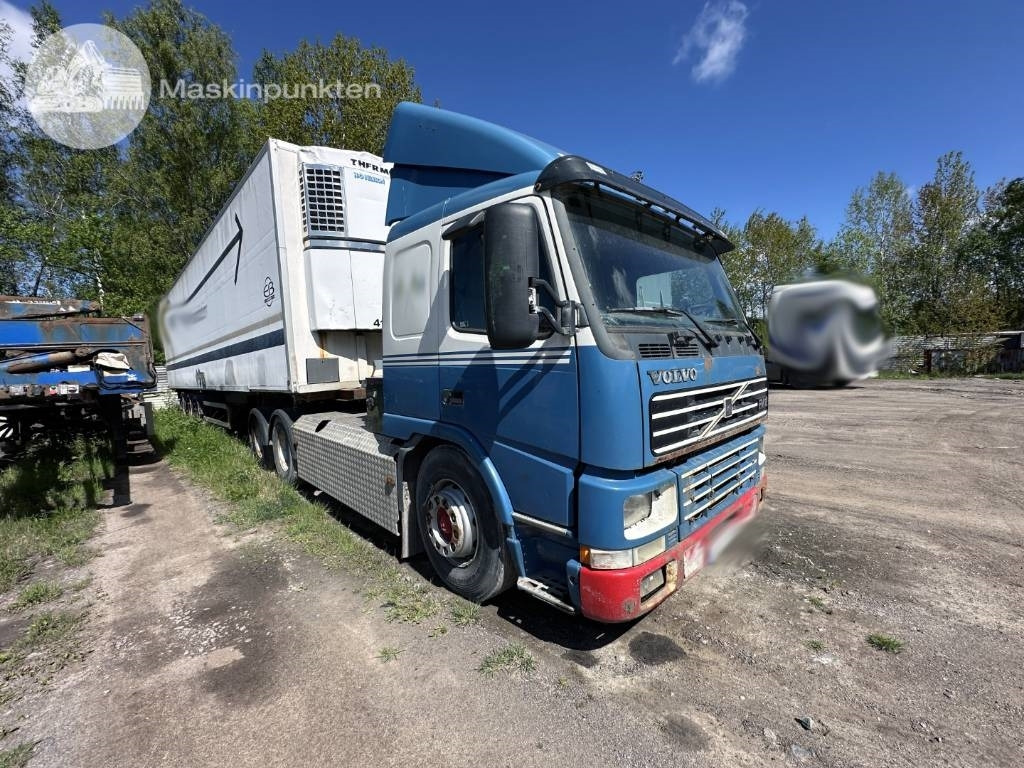 Volvo FM 12 380 - شاحنة جرار: صور 4 Volvo FM 12 380 - شاحنة جرار: صور 4