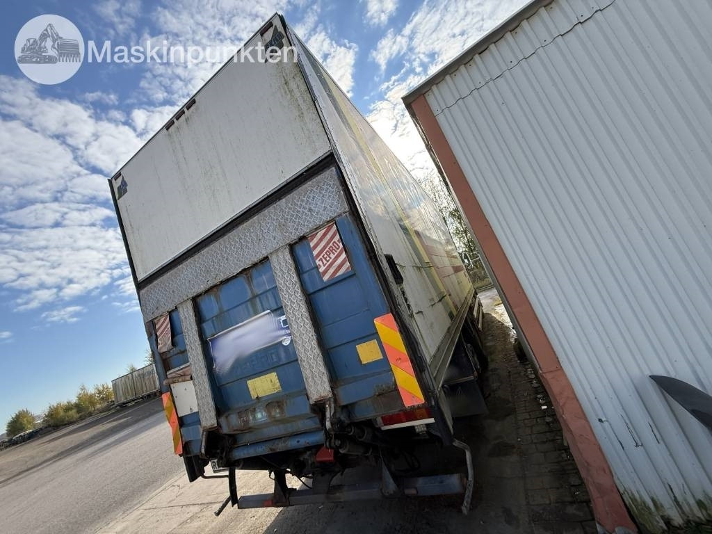 Volvo FM 12 - بصندوق مغلق شاحنة: صور 4 Volvo FM 12 - بصندوق مغلق شاحنة: صور 4