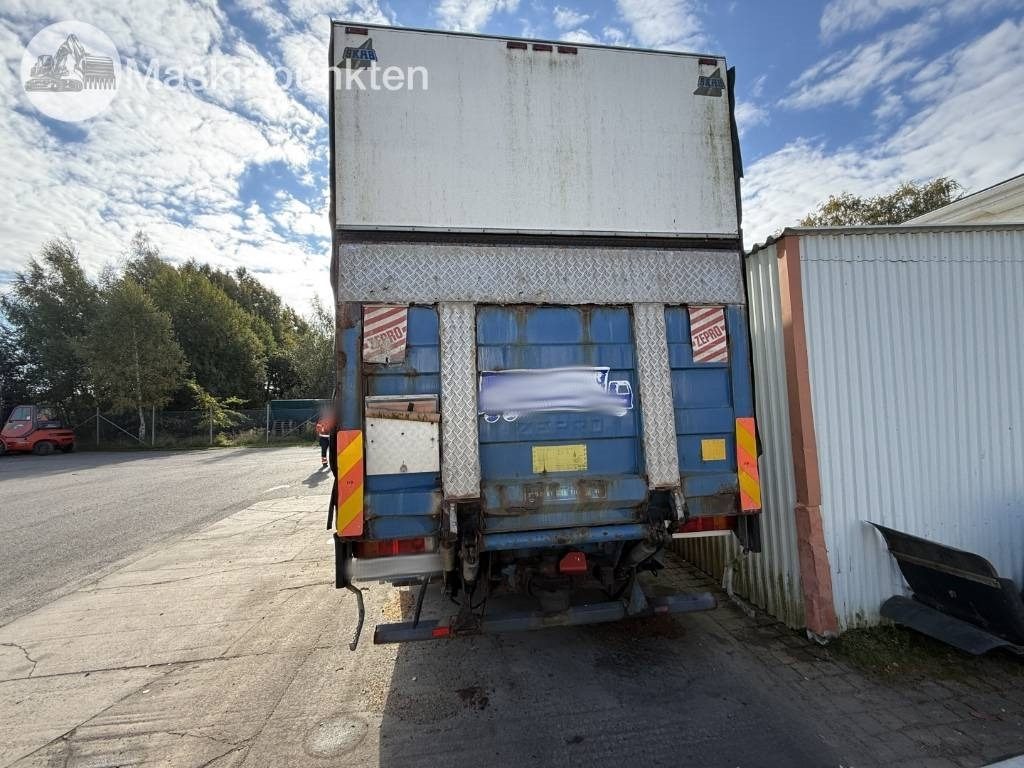 Volvo FM 12 - بصندوق مغلق شاحنة: صور 5 Volvo FM 12 - بصندوق مغلق شاحنة: صور 5