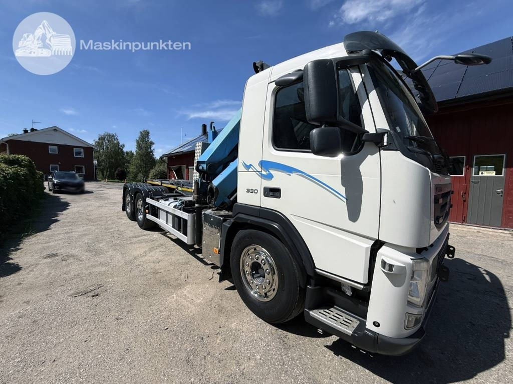 Volvo FM 330 - شاحنة كرين: صور 3 Volvo FM 330 - شاحنة كرين: صور 3