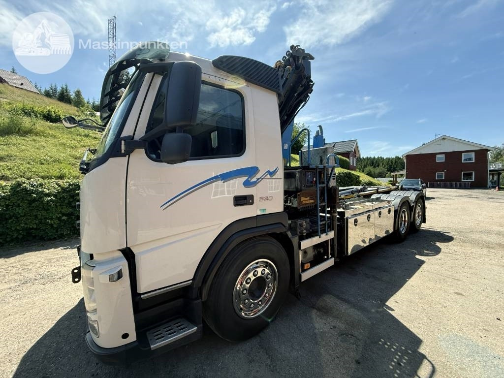 Volvo FM 330 - شاحنة كرين: صور 1 Volvo FM 330 - شاحنة كرين: صور 1