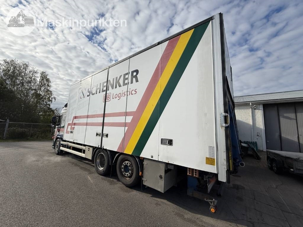 بصندوق مغلق شاحنة Volvo FM 440: صور 6
