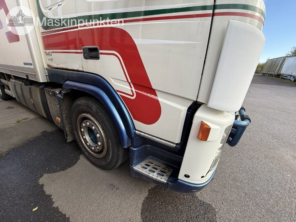 بصندوق مغلق شاحنة Volvo FM 440: صور 47