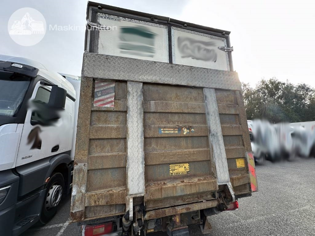 بصندوق مغلق شاحنة Volvo FM 9 300: صور 50